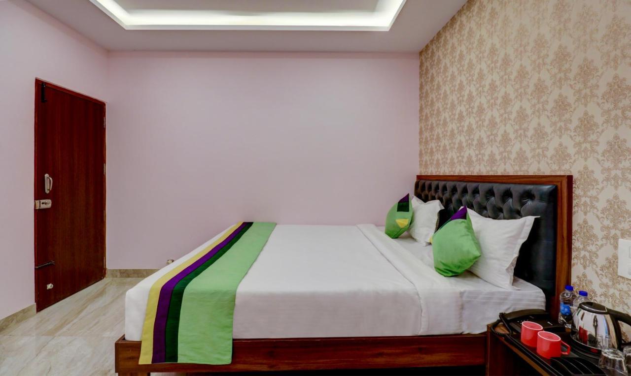 העיר בנגלור Treebo Three Street Inn מראה חיצוני תמונה