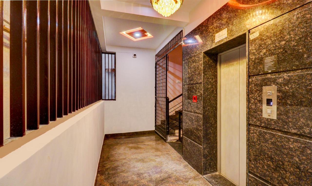העיר בנגלור Treebo Three Street Inn מראה חיצוני תמונה