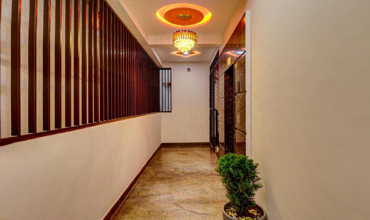 העיר בנגלור Treebo Three Street Inn מראה חיצוני תמונה