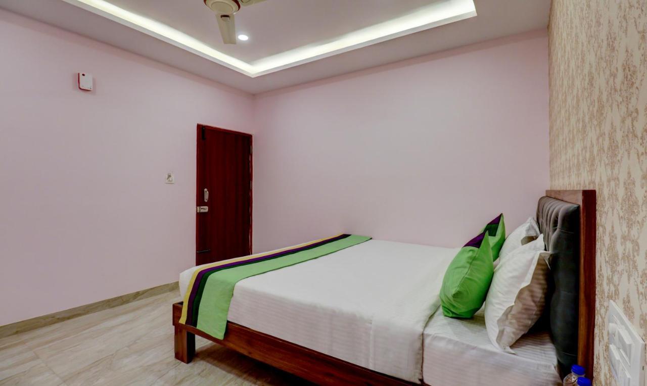 העיר בנגלור Treebo Three Street Inn מראה חיצוני תמונה