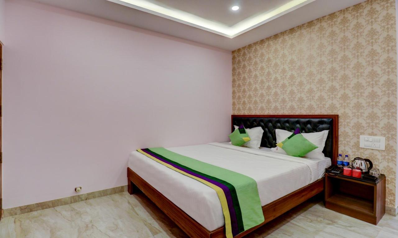 העיר בנגלור Treebo Three Street Inn מראה חיצוני תמונה